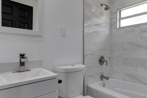 Propiedad comercial en venta en Saint Petersburg, Florida, 10 dormitorios, 466 m2 № 1530538 - foto 25