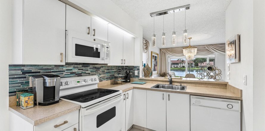 Condo à Delray Beach, Floride, 3 chambres  № 2262425
