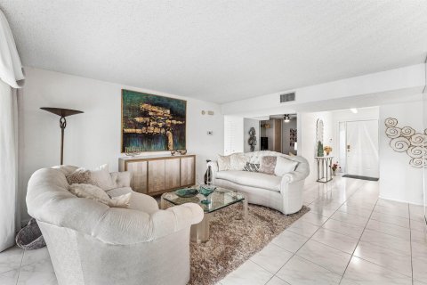 Copropriété à vendre à Delray Beach, Floride: 3 chambres, 133.13 m2 № 2262425 - photo 8