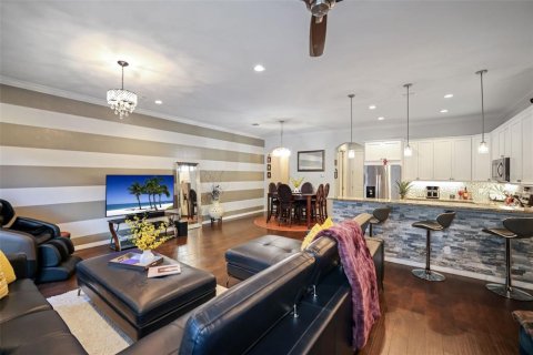 Touwnhouse à vendre à Tampa, Floride: 3 chambres, 206.15 m2 № 1912149 - photo 13