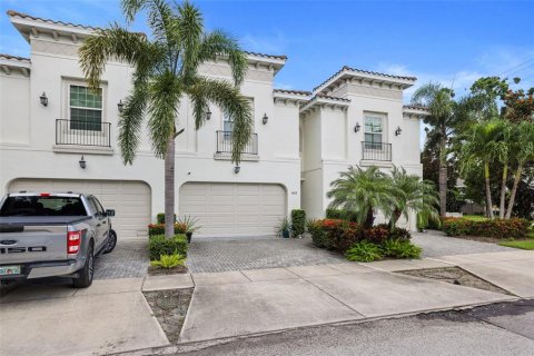 Touwnhouse à vendre à Tampa, Floride: 3 chambres, 206.15 m2 № 1912149 - photo 3