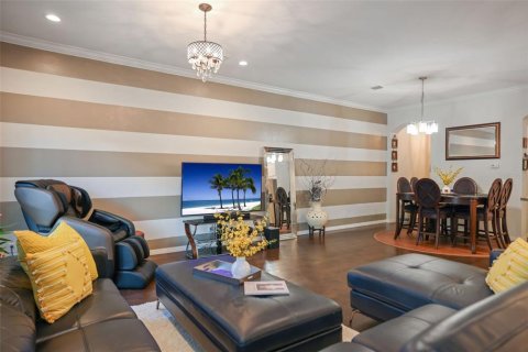 Touwnhouse à vendre à Tampa, Floride: 3 chambres, 206.15 m2 № 1912149 - photo 10