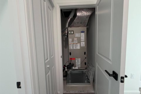 Touwnhouse à louer à Westlake, Floride: 4 chambres, 165.74 m2 № 2181211 - photo 21