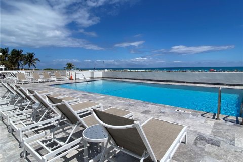 Снять в аренду кондоминиум в Майами-Бич, Флорида 1 спальня, 60.85м2, № 2020286 - фото 26