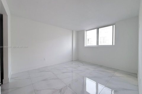 Снять в аренду кондоминиум в Майами-Бич, Флорида 1 спальня, 60.85м2, № 2020286 - фото 11