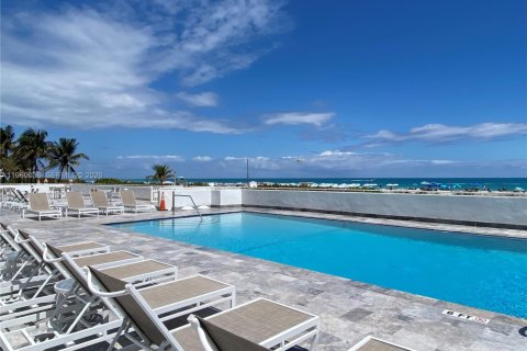 Снять в аренду кондоминиум в Майами-Бич, Флорида 1 спальня, 60.85м2, № 2020286 - фото 23