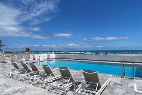 Снять в аренду кондоминиум в Майами-Бич, Флорида 1 спальня, 60.85м2, № 2020286 - фото 22