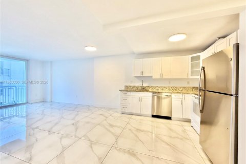 Снять в аренду кондоминиум в Майами-Бич, Флорида 1 спальня, 60.85м2, № 2020286 - фото 2