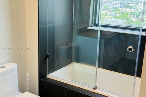 Copropriété à vendre à Miami, Floride: 2 chambres, 94.57 m2 № 1956077 - photo 10