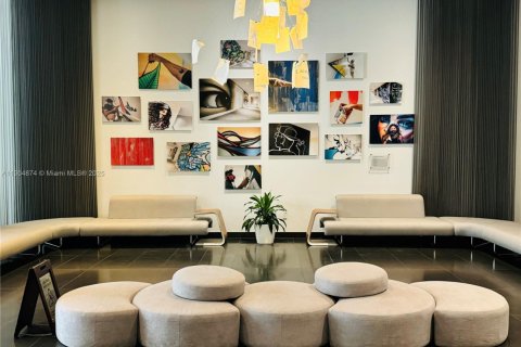 Copropriété à vendre à Miami, Floride: 2 chambres, 94.57 m2 № 1956077 - photo 1