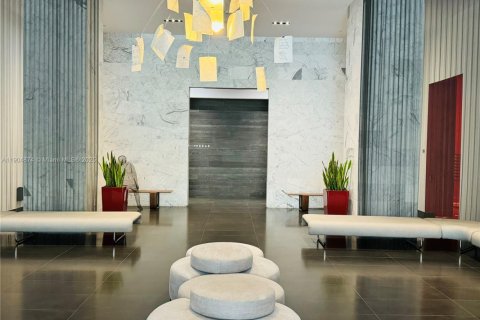 Copropriété à vendre à Miami, Floride: 2 chambres, 94.57 m2 № 1956077 - photo 2