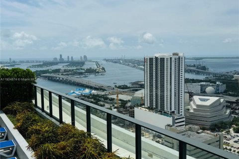 Copropriété à vendre à Miami, Floride: 2 chambres, 94.57 m2 № 1956077 - photo 29