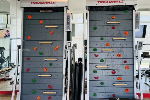 Copropriété à vendre à Miami, Floride: 2 chambres, 94.57 m2 № 1956077 - photo 27