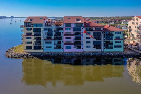 Condo à Daytona Beach, Floride, 2 chambres  № 2097622
