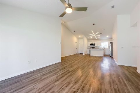 Villa ou maison à vendre à Palm Coast, Floride: 3 chambres, 139.35 m2 № 2434568 - photo 12