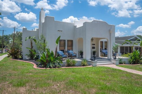 Villa ou maison à Lakeland, Floride 4 chambres, 183.57 m2 № 2209668