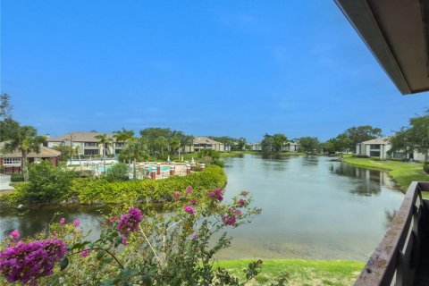 Condo in Saint Petersburg, Florida, 1 bedroom  № 2102460 - photo 28