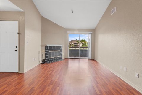 Condo in Saint Petersburg, Florida, 1 bedroom  № 2102460 - photo 5