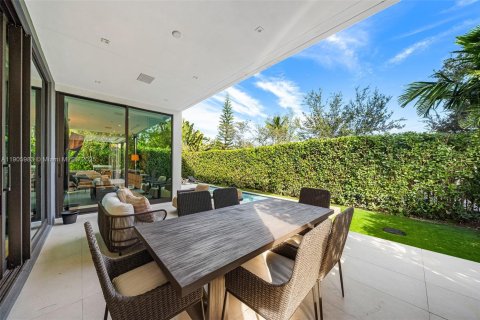 Casa en alquiler en Miami Beach, Florida, 5 dormitorios, 478.45 m2 № 2062279 - foto 30