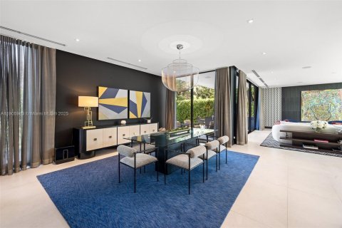 Casa en alquiler en Miami Beach, Florida, 5 dormitorios, 478.45 m2 № 2062279 - foto 23