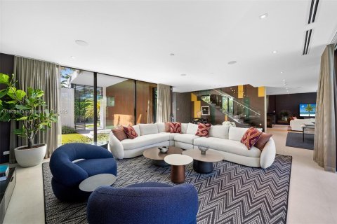 Casa en alquiler en Miami Beach, Florida, 5 dormitorios, 478.45 m2 № 2062279 - foto 2