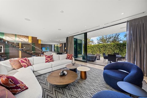 Casa en alquiler en Miami Beach, Florida, 5 dormitorios, 478.45 m2 № 2062279 - foto 14