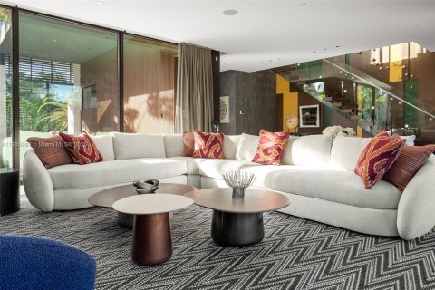 Casa en alquiler en Miami Beach, Florida, 5 dormitorios, 478.45 m2 № 2062279 - foto 7