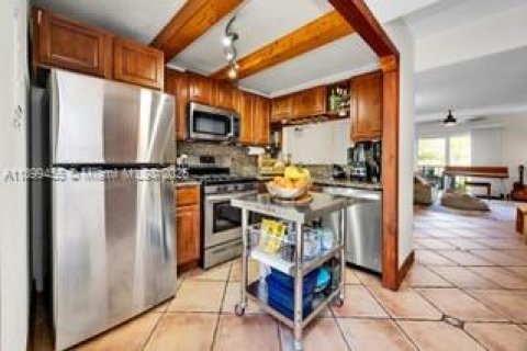 Adosado en venta en Pinecrest, Florida, 3 dormitorios, 96.62 m2 № 1951235 - foto 4
