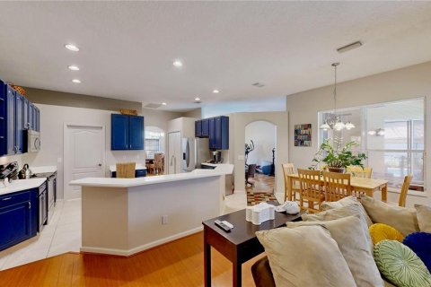 House in Orlando, Florida 4 bedrooms, 226.12 sq.m. № 2237051 - photo 30