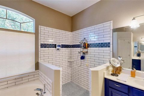 House in Orlando, Florida 4 bedrooms, 226.12 sq.m. № 2237051 - photo 9