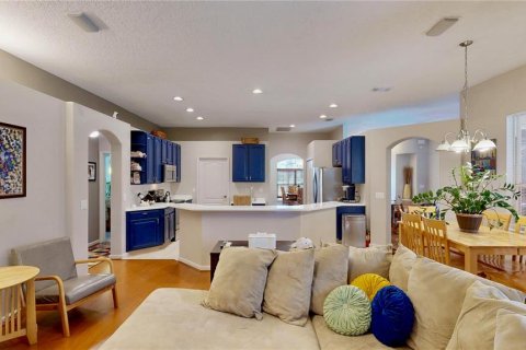 House in Orlando, Florida 4 bedrooms, 226.12 sq.m. № 2237051 - photo 5