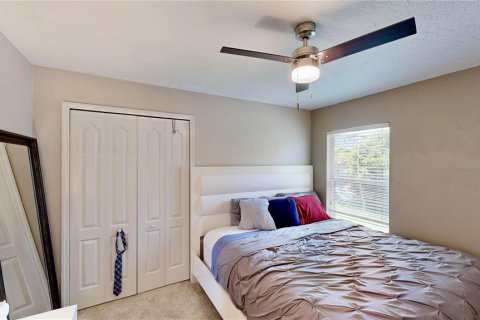 House in Orlando, Florida 4 bedrooms, 226.12 sq.m. № 2237051 - photo 12