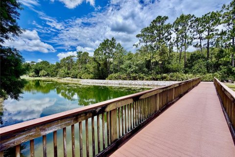 House in Orlando, Florida 4 bedrooms, 226.12 sq.m. № 2237051 - photo 25