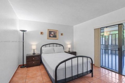 Купить кондоминиум в Хайалиа, Флорида 1 спальня, 49.05м2, № 2005144 - фото 7