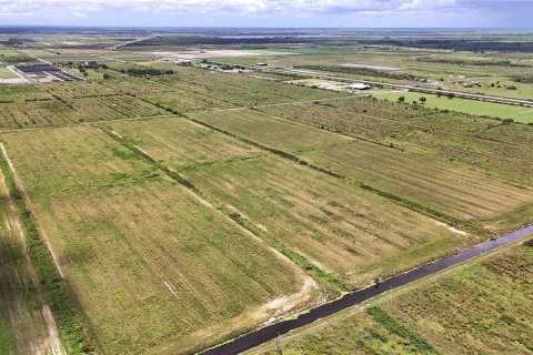 Terreno en venta en LaBelle, Florida № 2291161 - foto 6