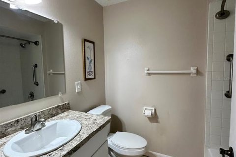 Condo in Port Charlotte, Florida, 1 bedroom № 2221548 - photo 10