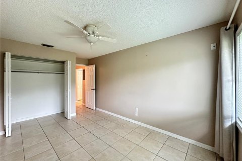 Condo in Port Charlotte, Florida, 1 bedroom № 2221548 - photo 15