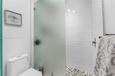 Casa en venta en Homestead, Florida, 5 dormitorios, 319.21 m2 № 1955001 - foto 21