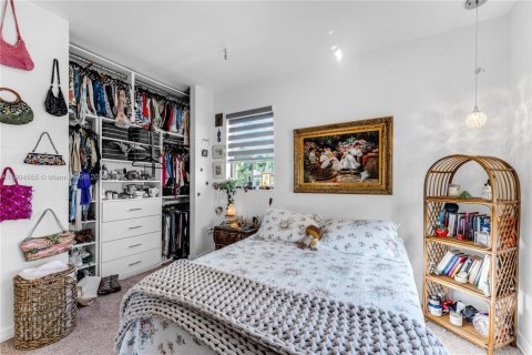 Casa en venta en Homestead, Florida, 5 dormitorios, 319.21 m2 № 1955001 - foto 19