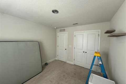 Touwnhouse à louer à Minneola, Floride: 3 chambres, 170.29 m2 № 2399492 - photo 14