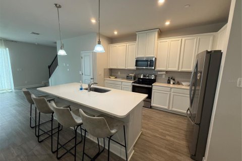 Touwnhouse à louer à Minneola, Floride: 3 chambres, 170.29 m2 № 2399492 - photo 4