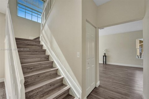 House in Boynton Beach, Florida 4 bedrooms, 177.26 sq.m. № 2252818 - photo 24