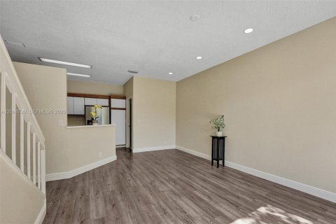 House in Boynton Beach, Florida 4 bedrooms, 177.26 sq.m. № 2252818 - photo 17