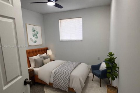 House in Fort Lauderdale, Florida 3 bedrooms, 136.01 sq.m. № 1970161 - photo 29