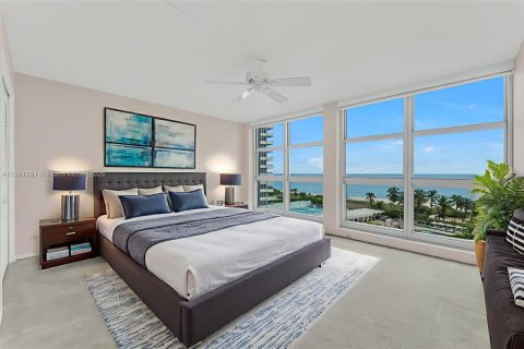 Condo in Miami Beach, Florida, 2 bedrooms  № 2004756 - photo 7