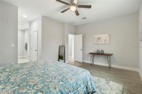House in Kissimmee, Florida 4 bedrooms, 175.21 sq.m. № 1767411 - photo 13