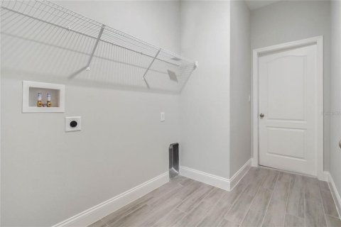 House in Kissimmee, Florida 4 bedrooms, 175.21 sq.m. № 1767411 - photo 21