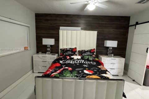 Снять в аренду виллу или дом в Хайалиа, Флорида 3 спальни, 145.21м2, № 2005698 - фото 15