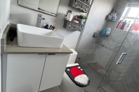 Снять в аренду виллу или дом в Хайалиа, Флорида 3 спальни, 145.21м2, № 2005698 - фото 21