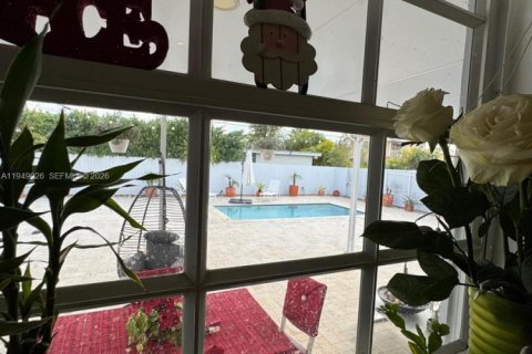 Снять в аренду виллу или дом в Хайалиа, Флорида 3 спальни, 145.21м2, № 2005698 - фото 12